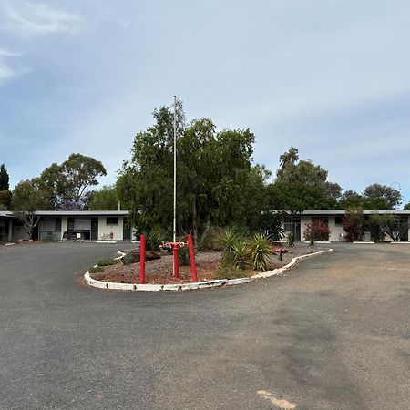 Copper City Motel Cobar Extérieur photo