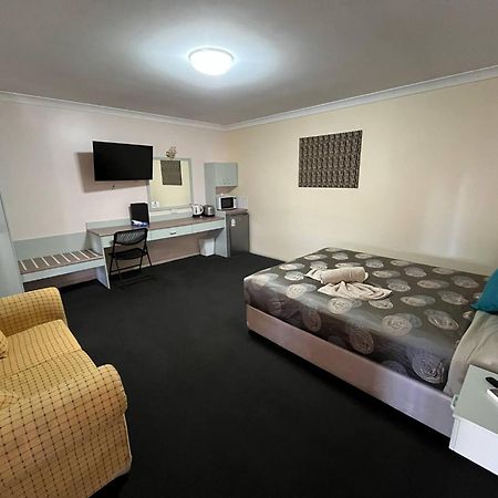 Copper City Motel Cobar Extérieur photo