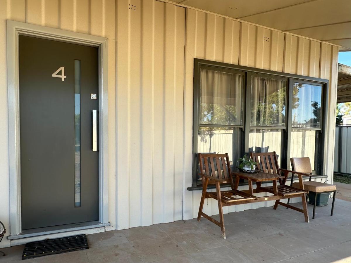 Copper City Motel Cobar Extérieur photo