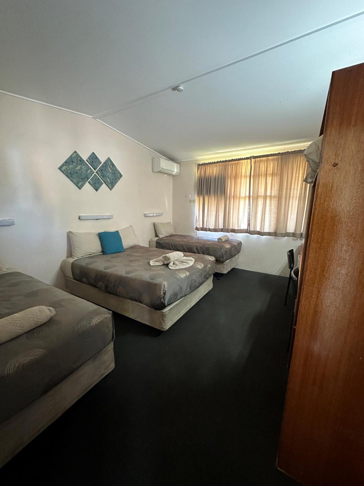 Copper City Motel Cobar Extérieur photo
