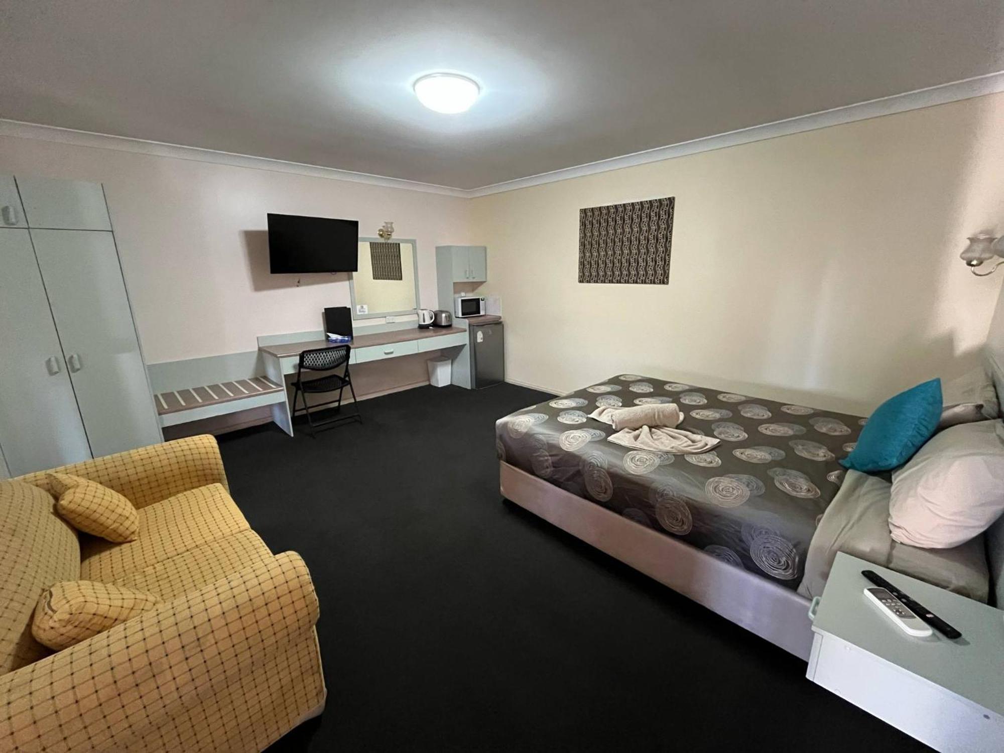 Copper City Motel Cobar Extérieur photo