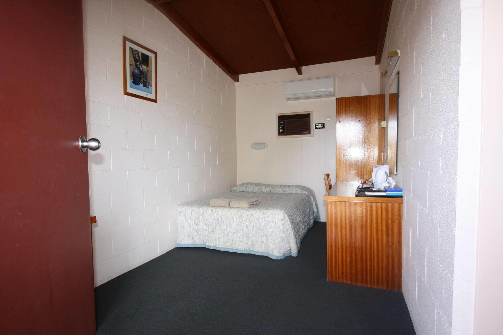Copper City Motel Cobar Extérieur photo