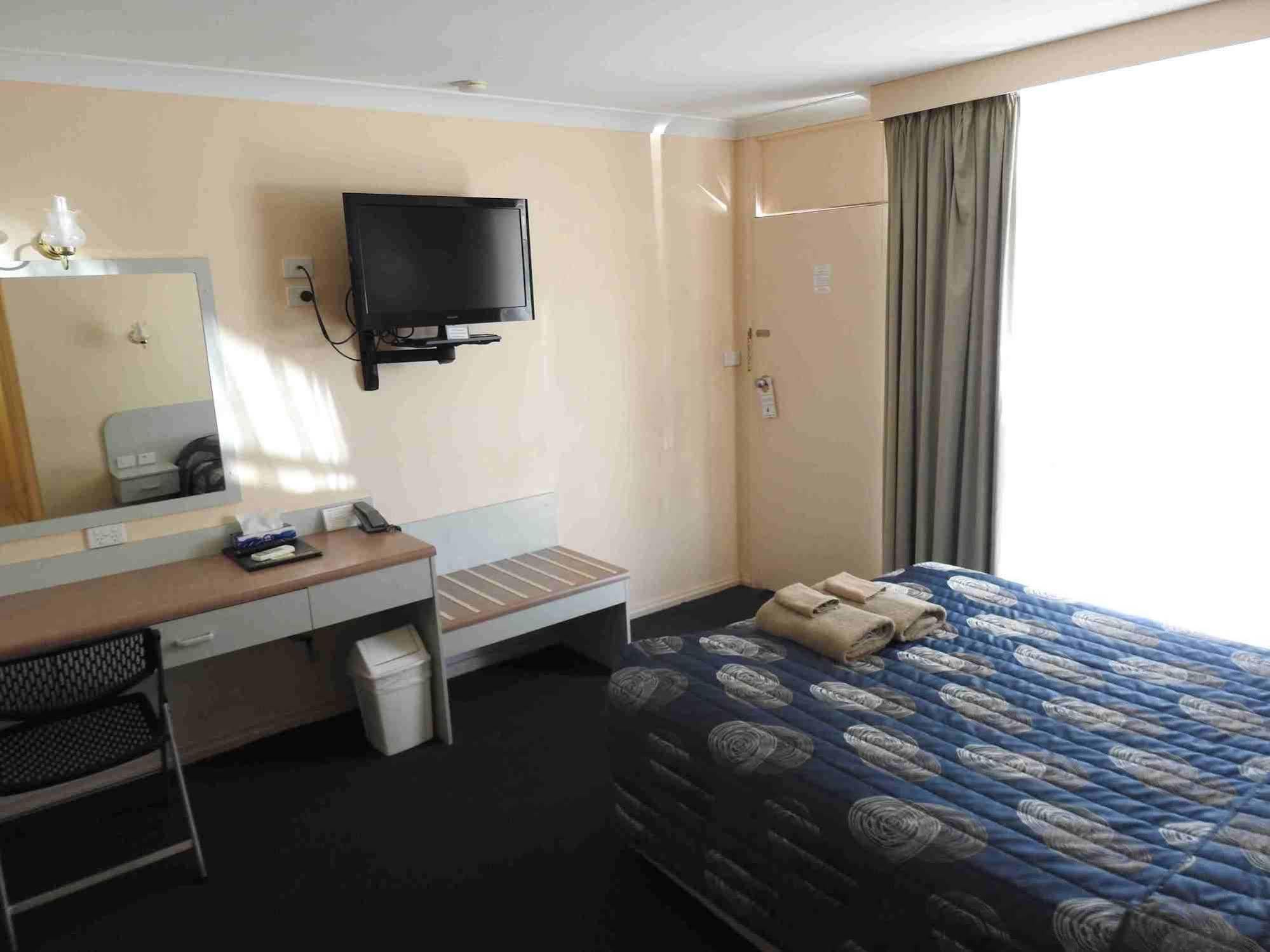 Copper City Motel Cobar Extérieur photo
