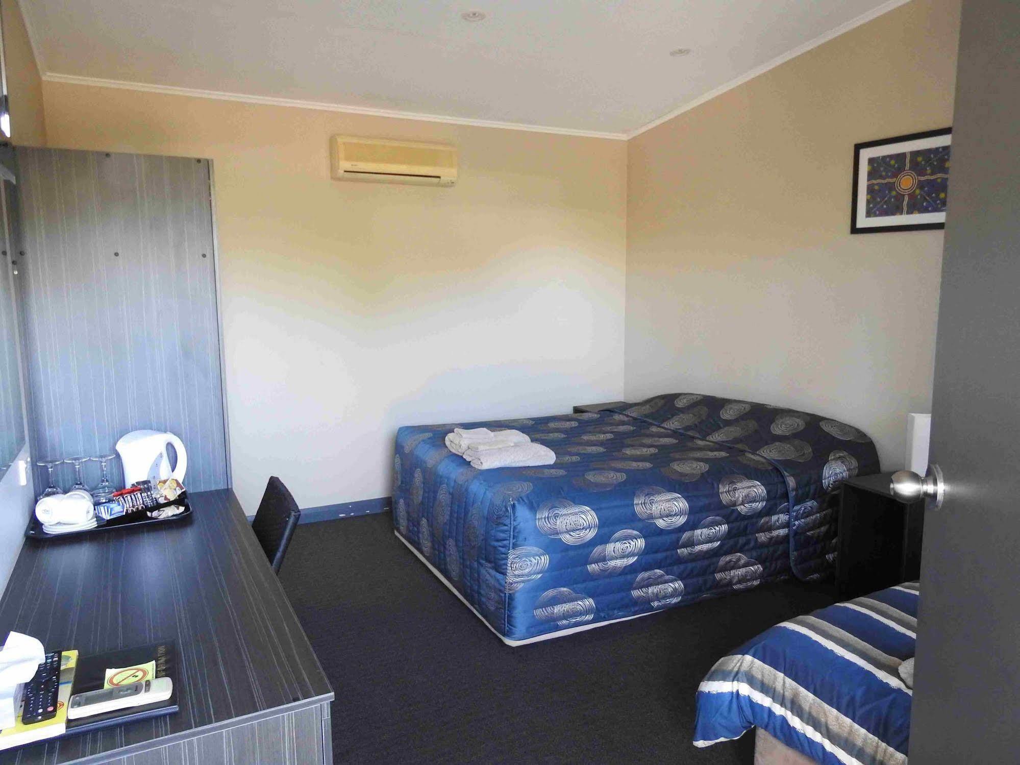 Copper City Motel Cobar Extérieur photo