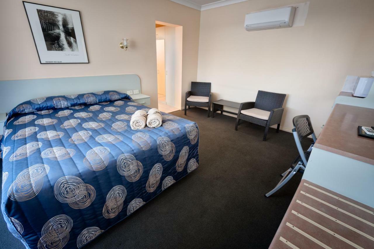 Copper City Motel Cobar Extérieur photo