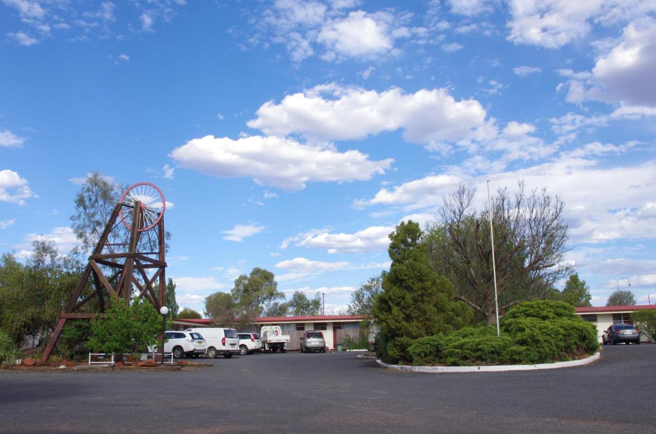 Copper City Motel Cobar Extérieur photo